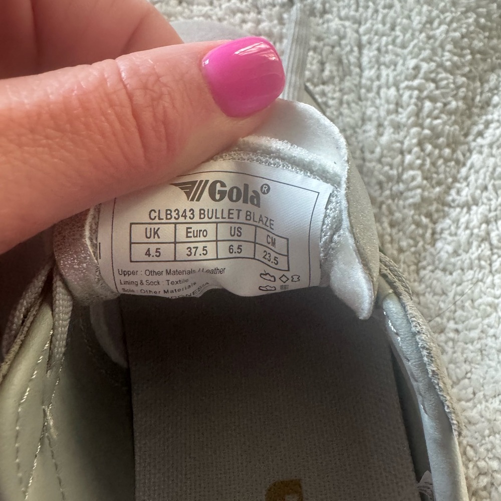 Never have been worn- Gola Classics Women's Bullet Blaze Sneakers - Picture 6 of 7